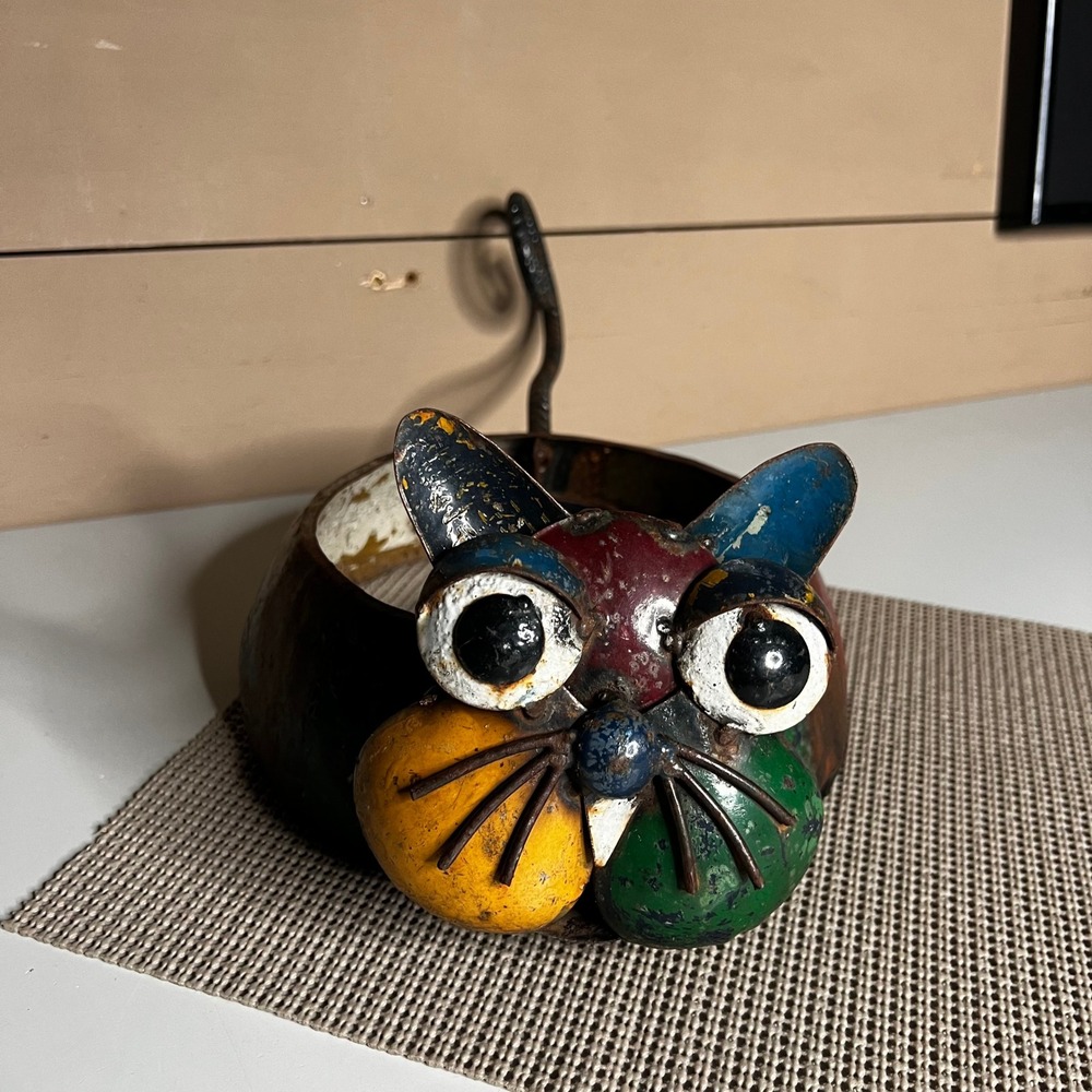 Aaron Jackson Think Outside Recycled Metal Cat Planter Bowl Folk Art Sculpture